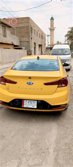 هیوندای ئەلەنترا